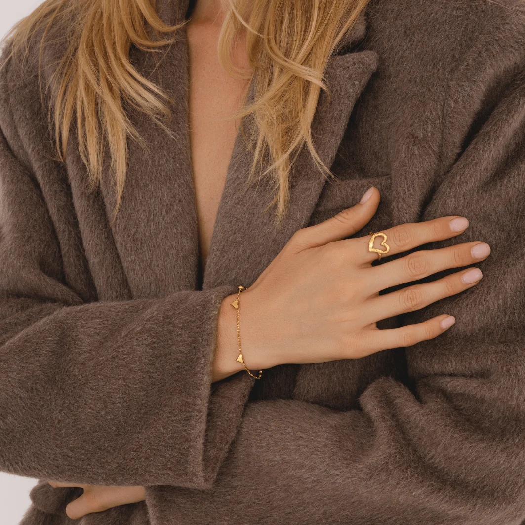 Affection Heart Bracelet - Image 2