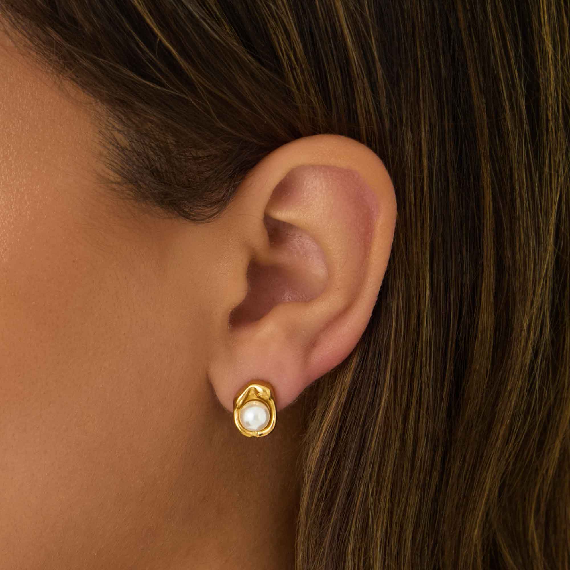 Amber Pearl Stud Earrings - Image 3