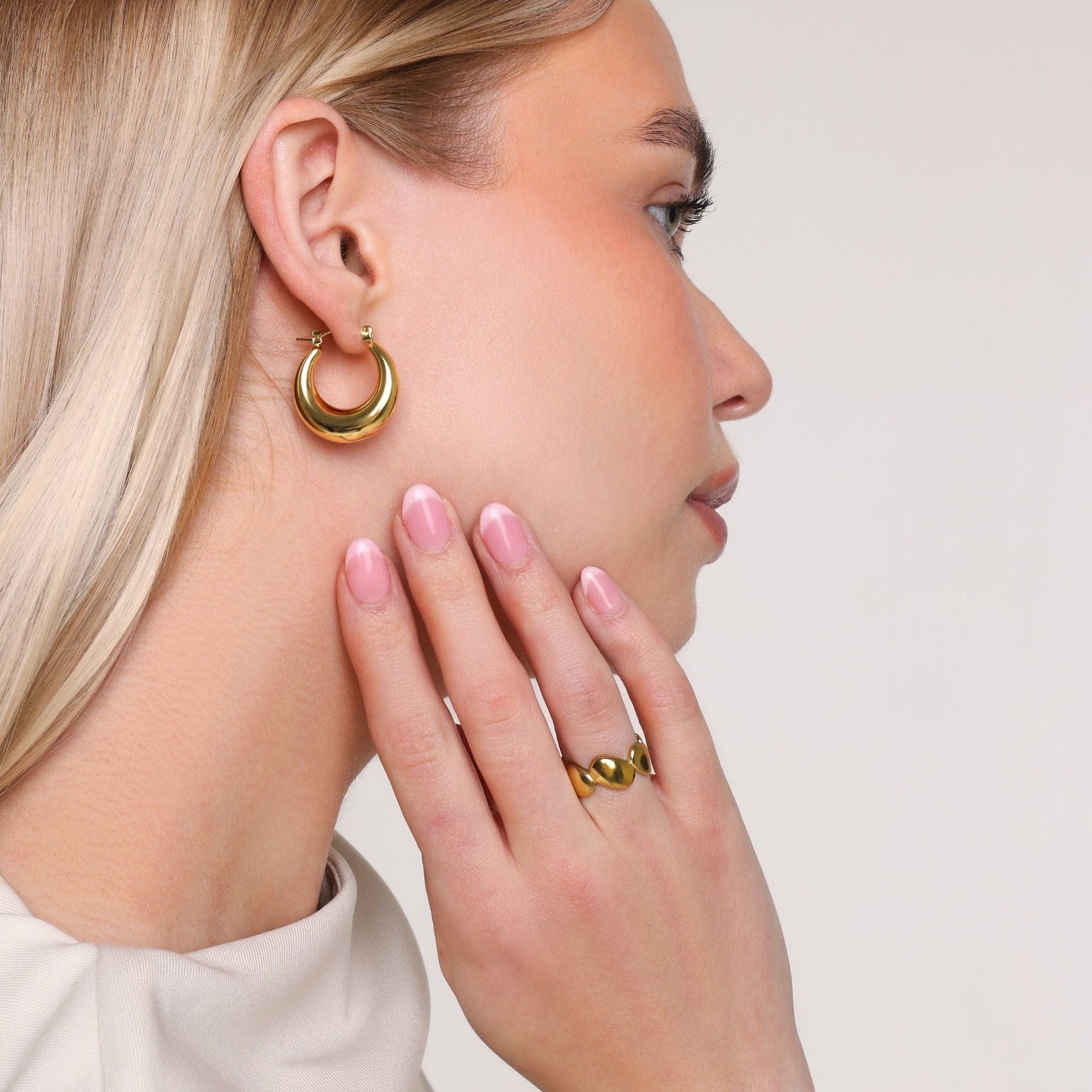 Ana Hoop Earrings - Image 6