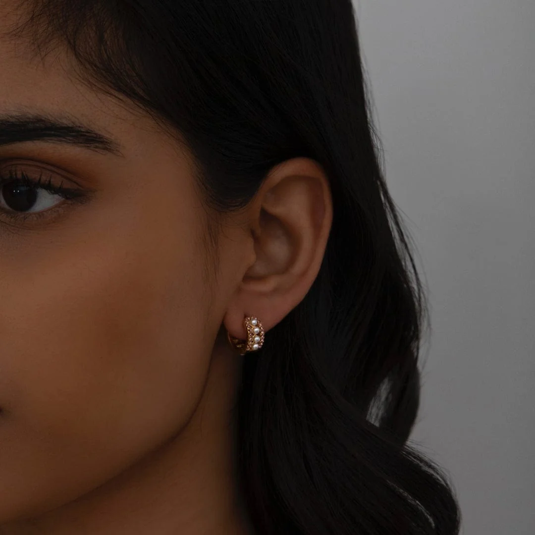 Anshi Pearl Hoop Earrings - Image 3