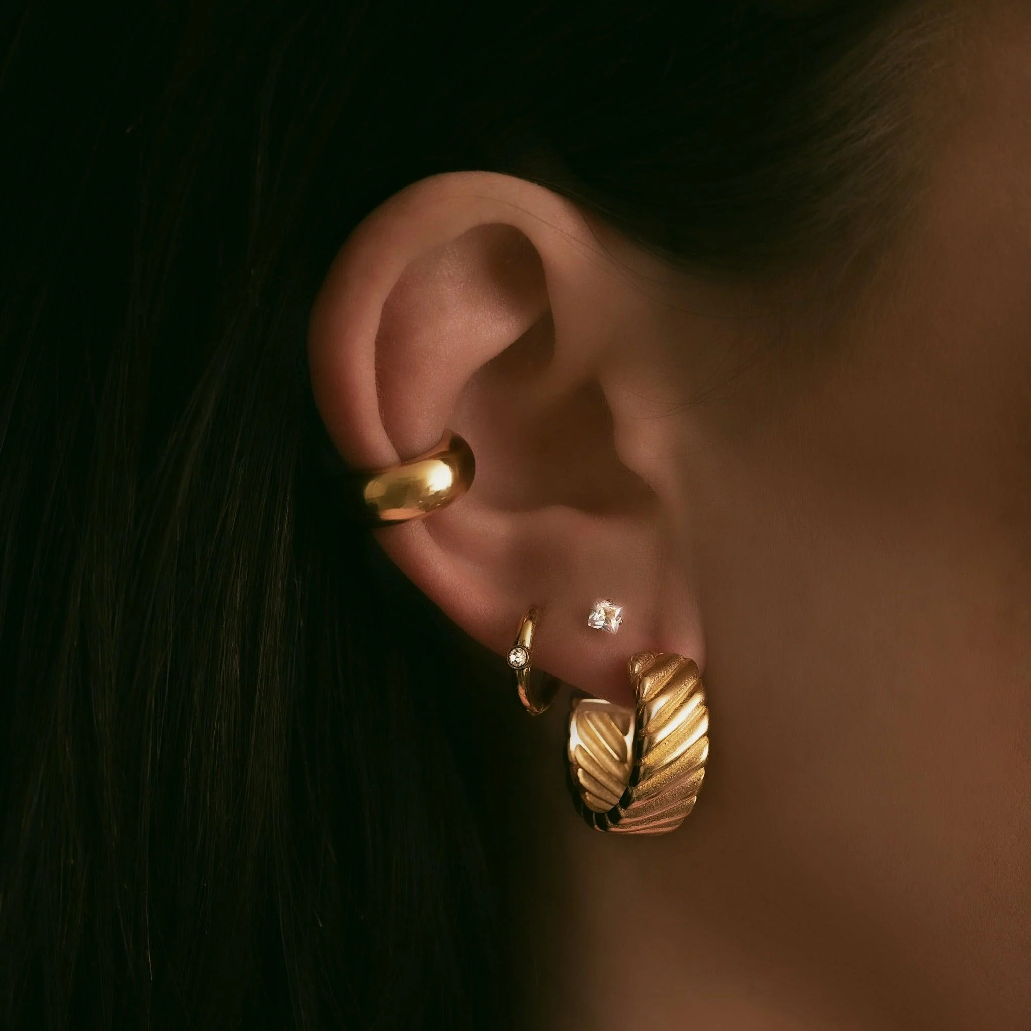 Anya Hoop Earrings - Image 5