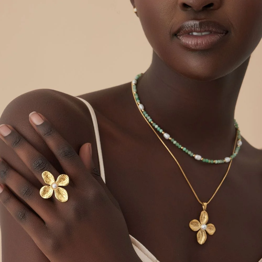 Aurelie Flower Pearl Ring - Image 11