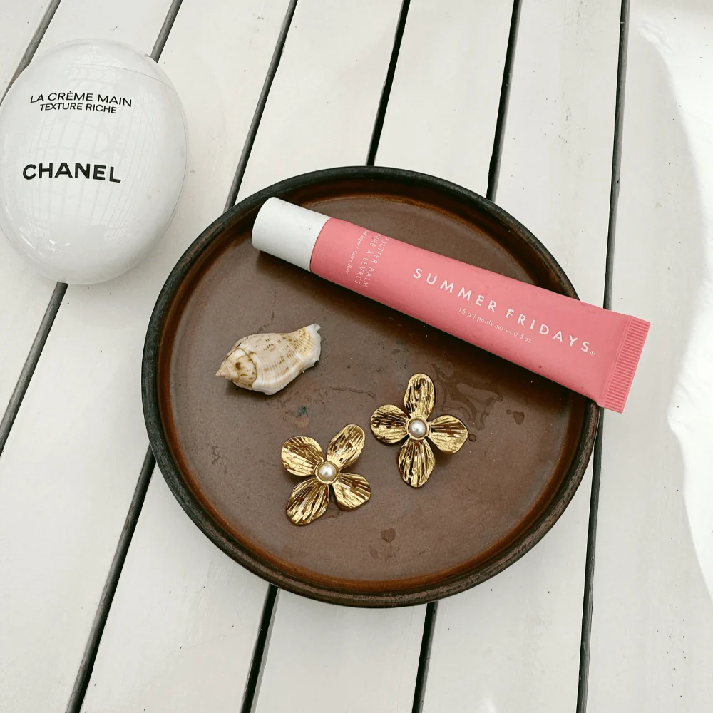 Aurelie Flower Pearl Stud Earrings - Image 6