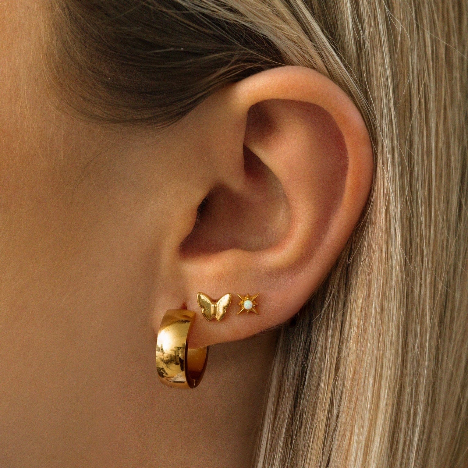Evangeline Opal Stud Earrings - Image 3