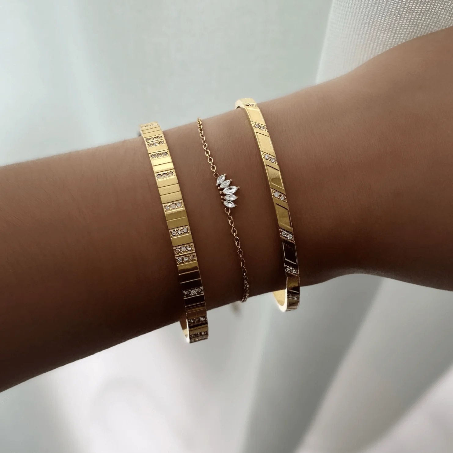 Fan Bracelet - Image 3