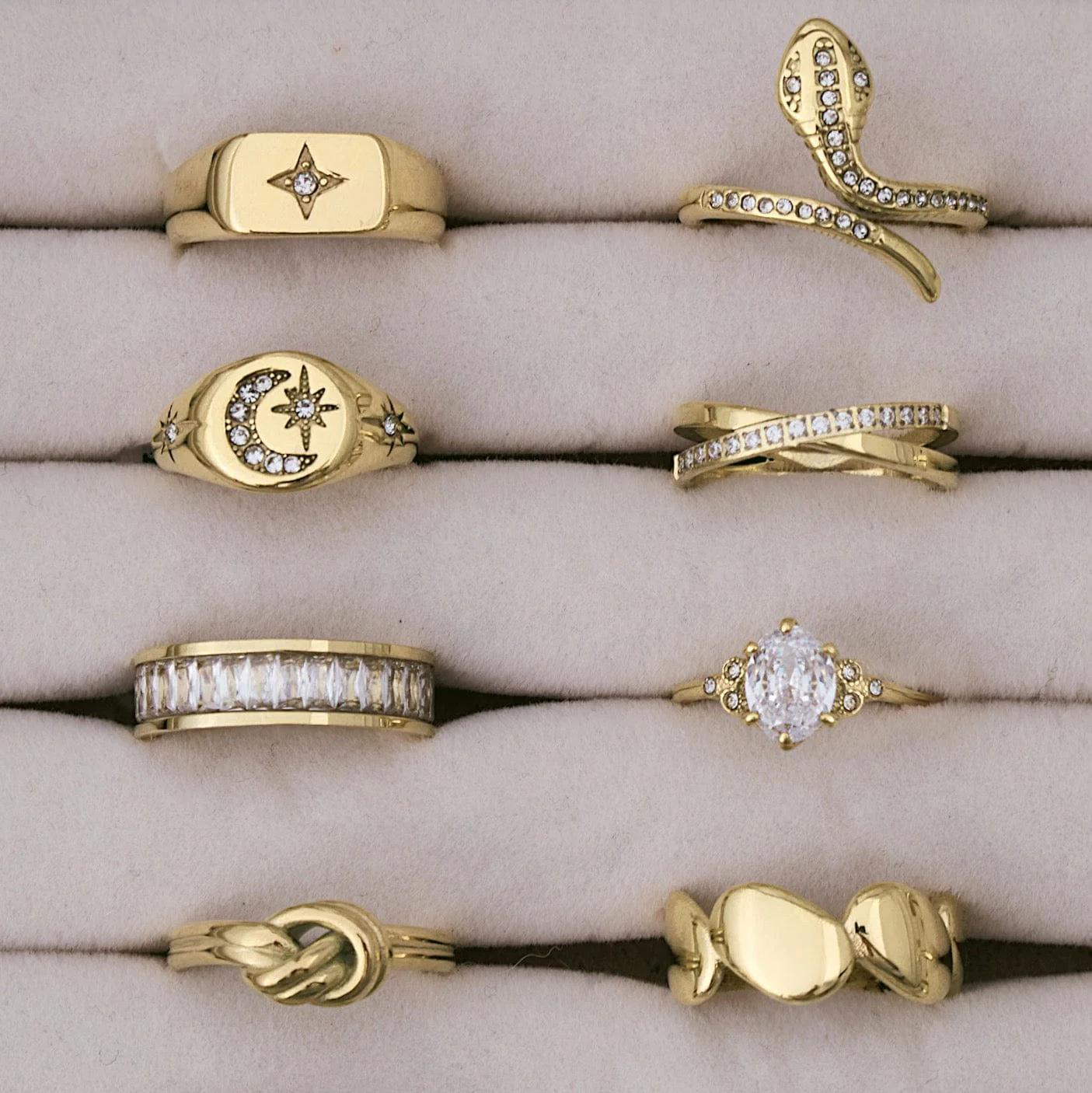 Luna Moon Signet Ring - Image 4