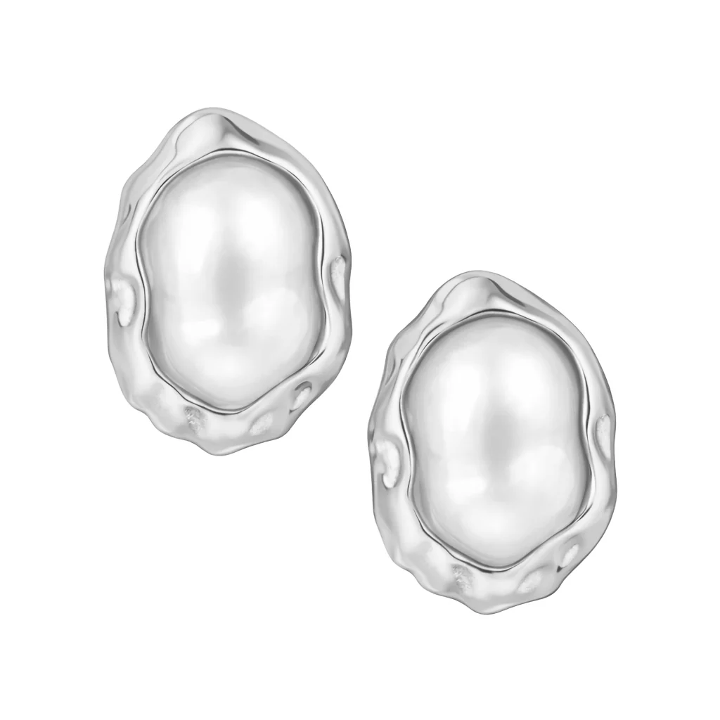 Larissa Pearl Stud Earrings - Image 11