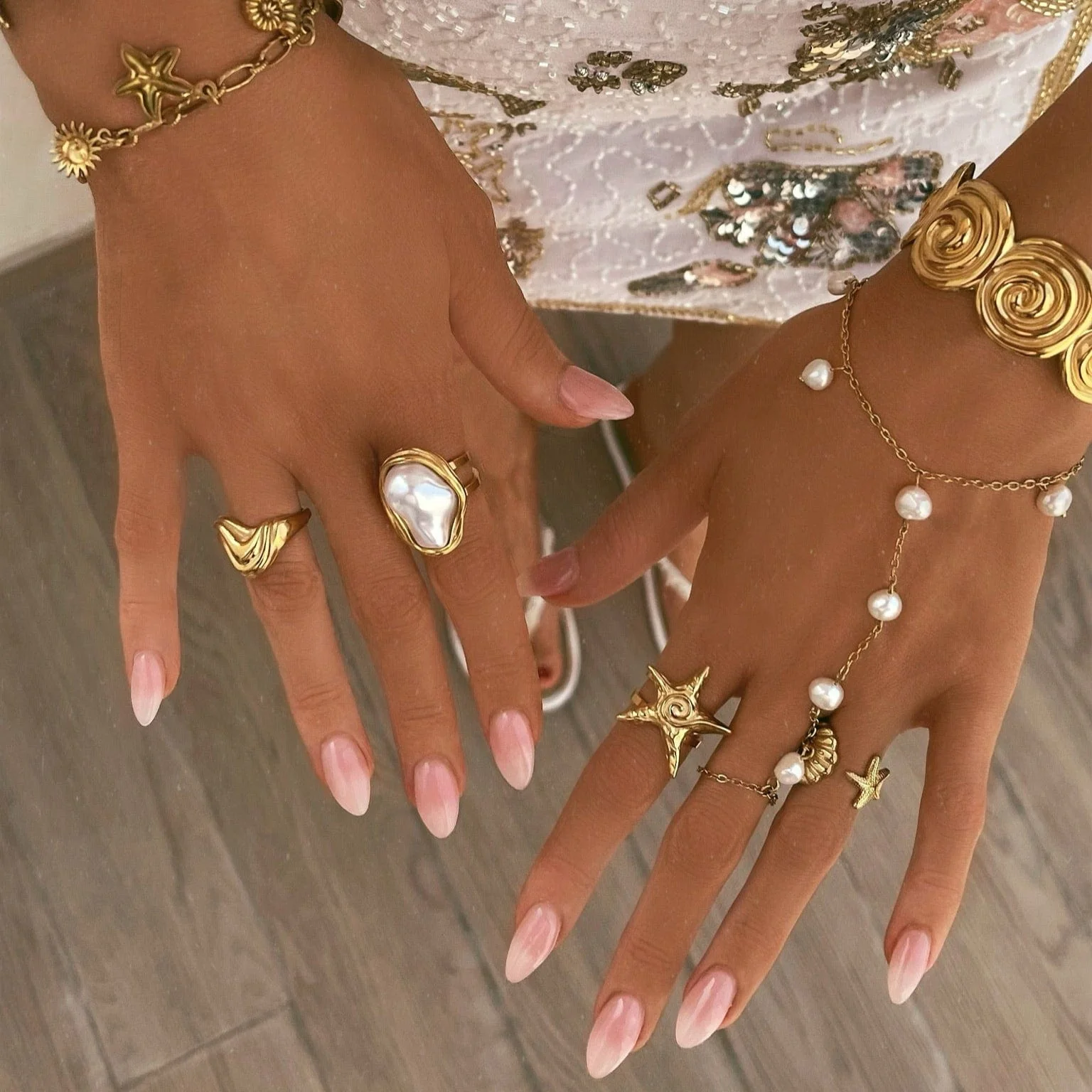 Laurel Pearl Ring - Image 2