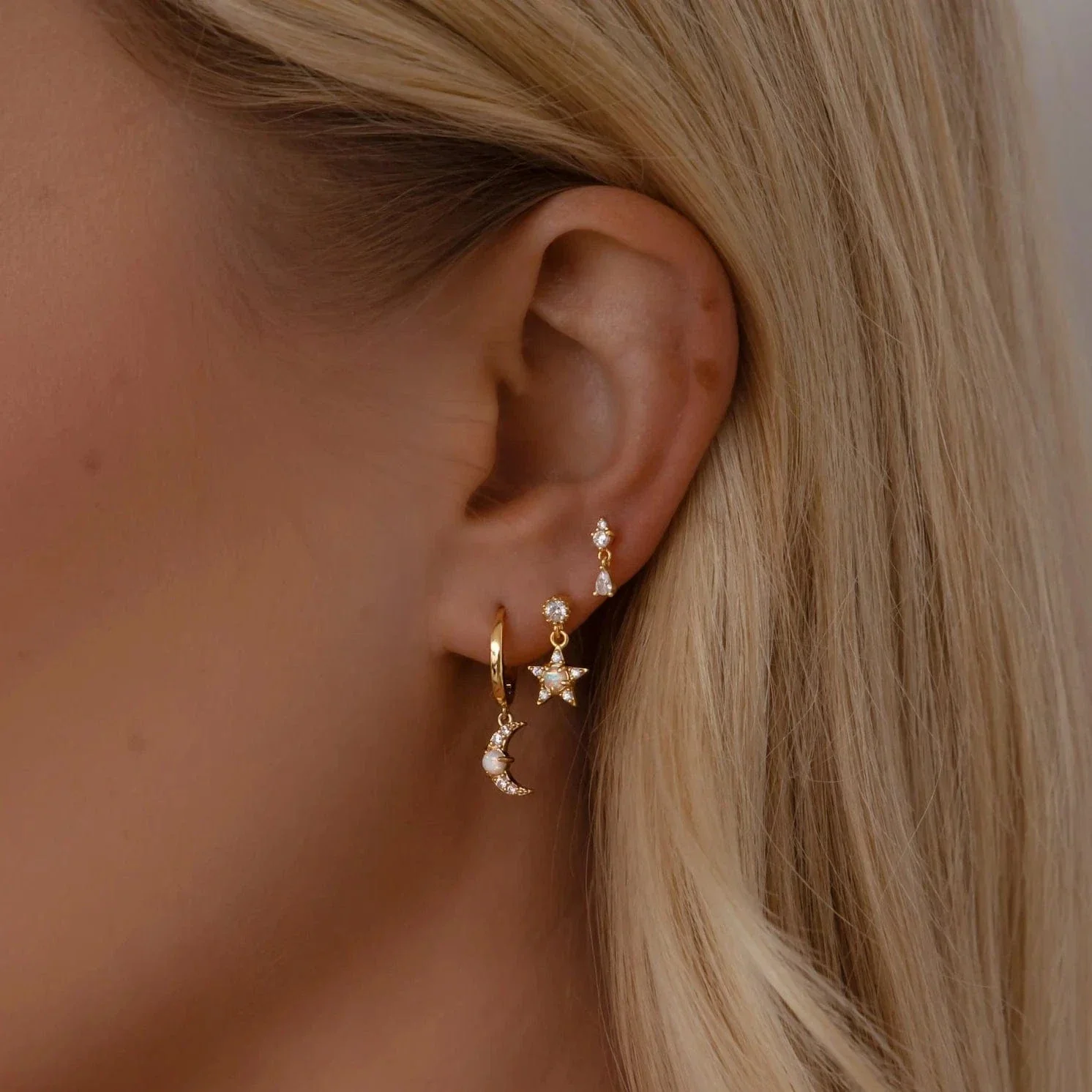 Lorelai Stud Earrings - Image 3