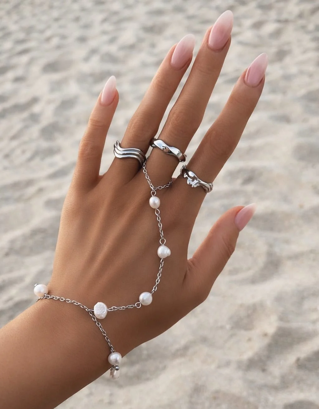 Nori Hand Chain Bracelet - Image 6
