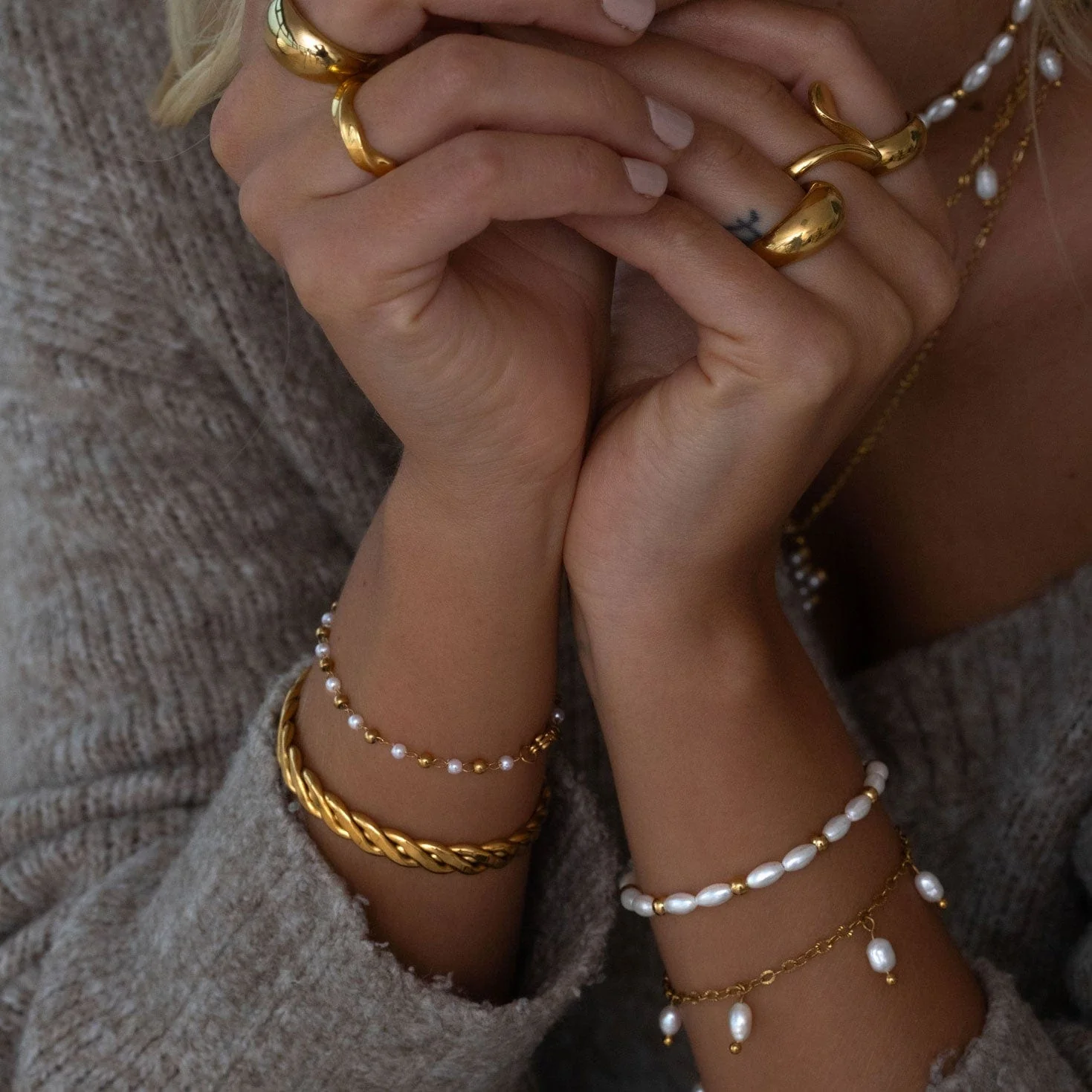 Pina Colada Pearl Bracelet - Image 6
