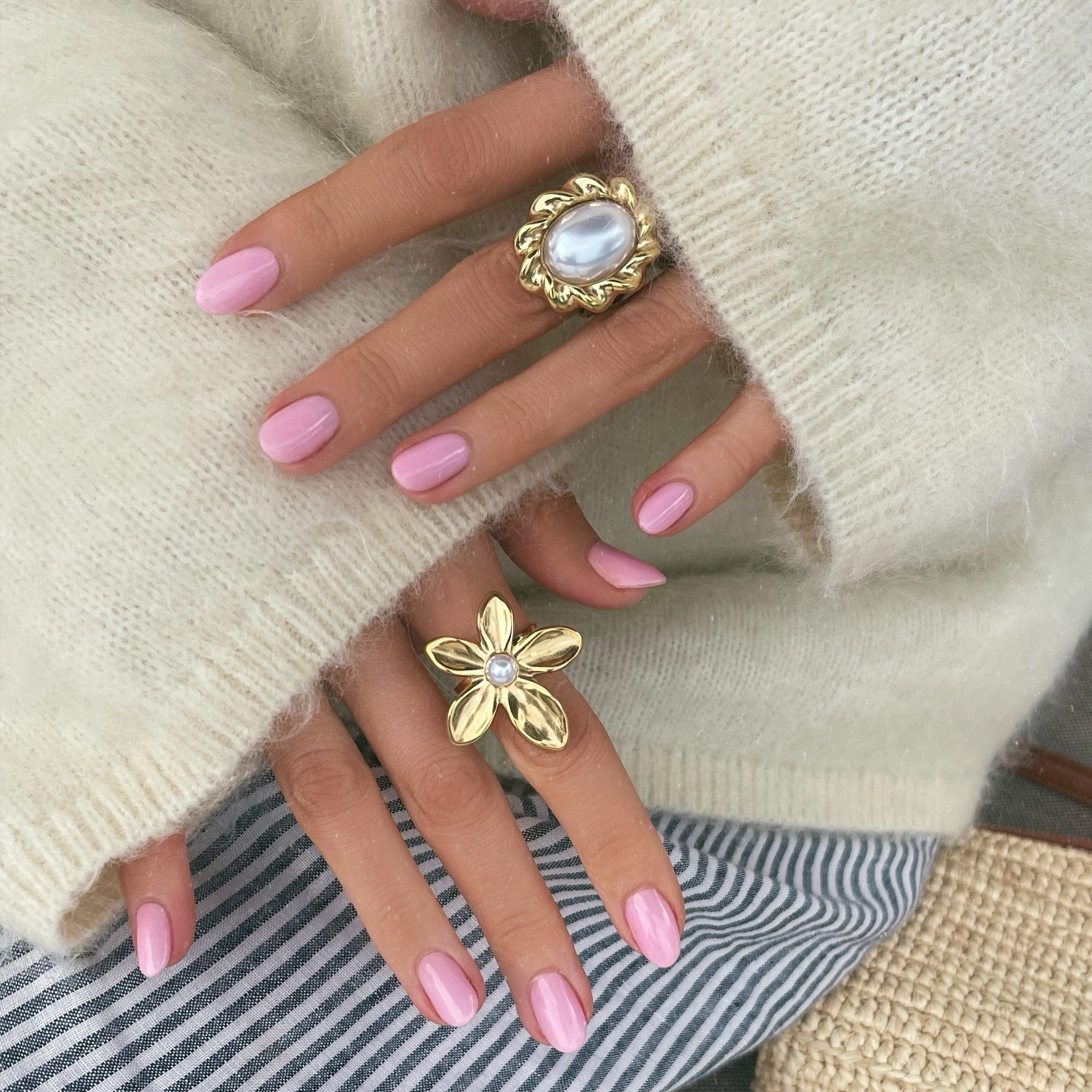 Samaria Pearl Ring - Image 2