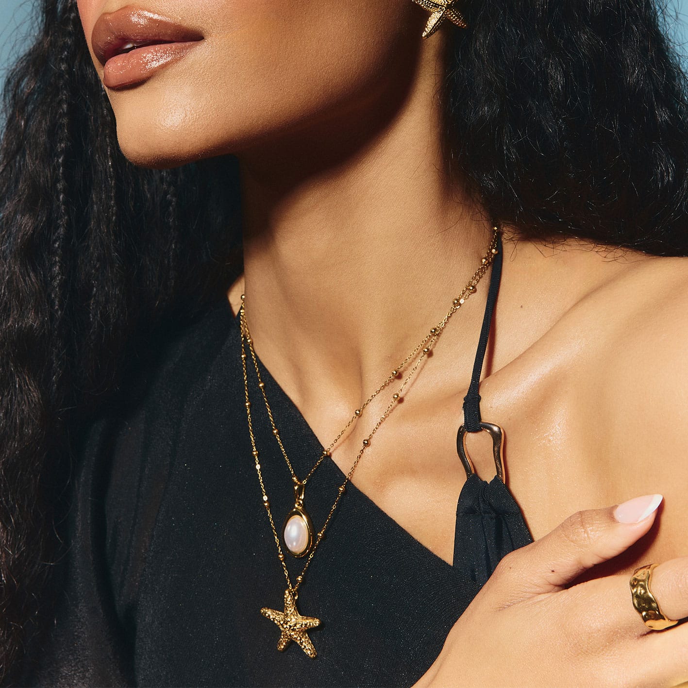 Sunflare Pearl Necklace - Image 2