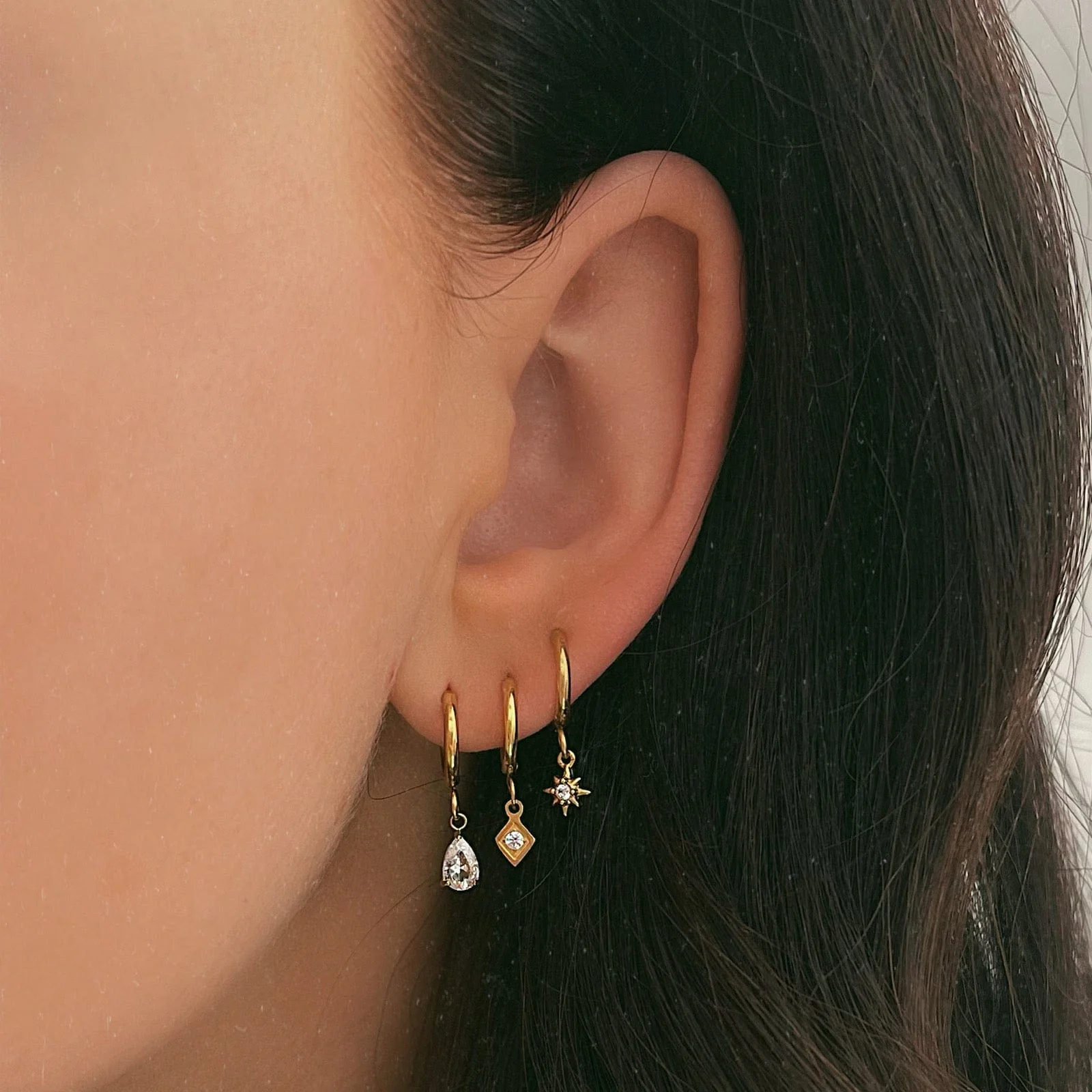 Una Hoop Earrings - Image 3